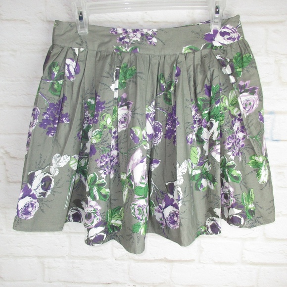 Lux women's size 3 Urban Outfitters Gray and Purpl - Picture 2 of 6